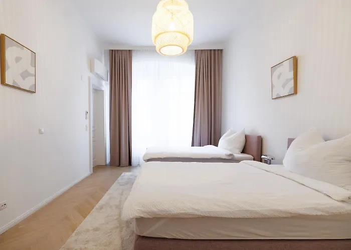 Appartamento Ultra Spacious 3-bedroom 3-bath Steps From Vienna's Historic Heart