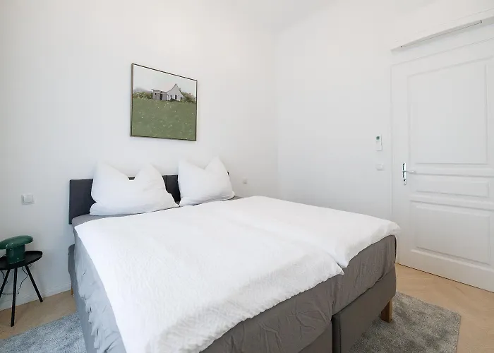 Appartamento Ultra Spacious 3-bedroom 3-bath Steps From Vienna's Historic Heart *