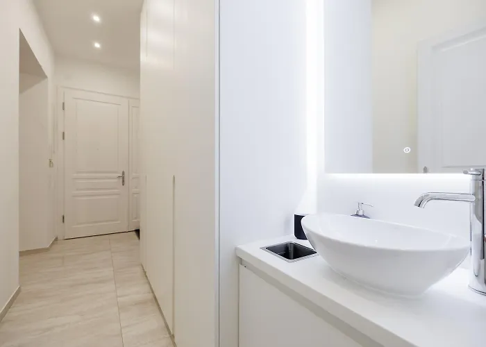 Appartamento Ultra Spacious 3-bedroom 3-bath Steps From Vienna's Historic Heart Vienna